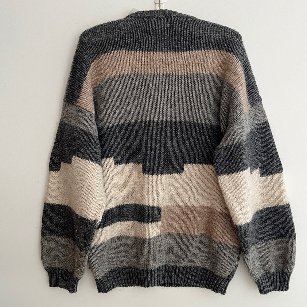 HAND MADE Pullover Crew Neck Sweater Balloon Sleeve Traditional Pattern Fuzzy - Picture 3 of 15